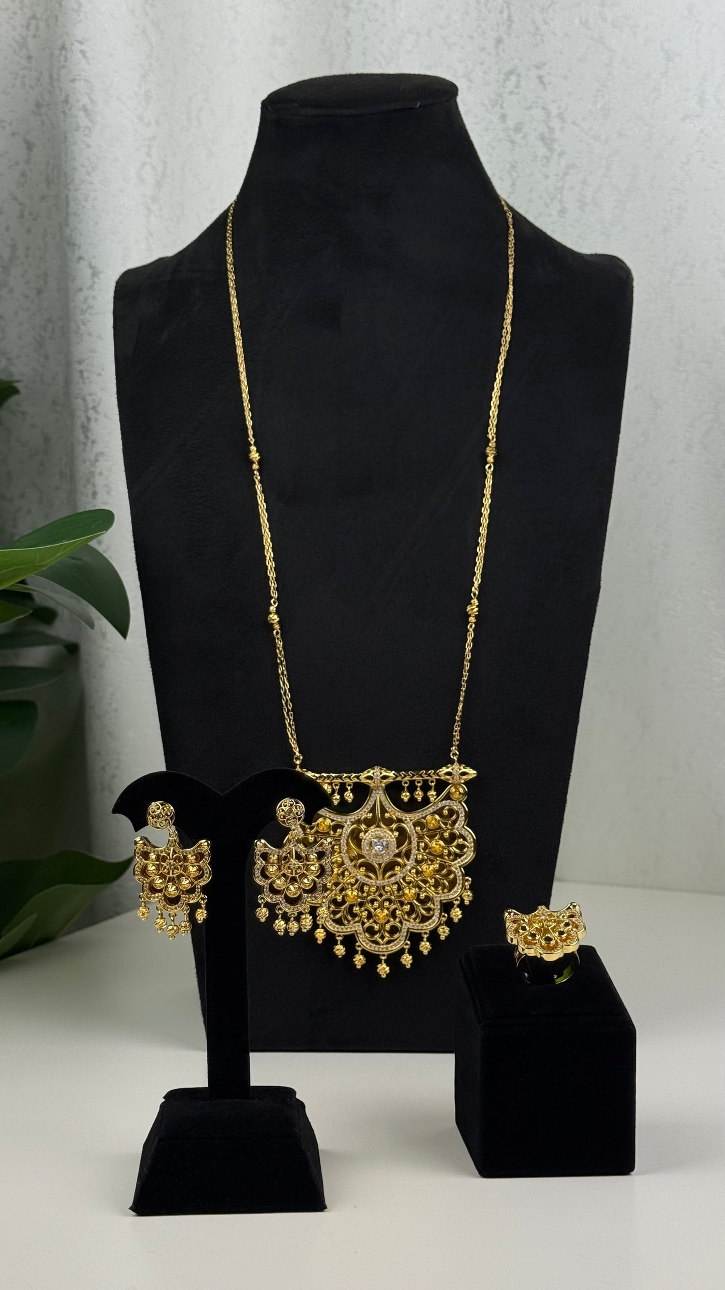 Noura Set