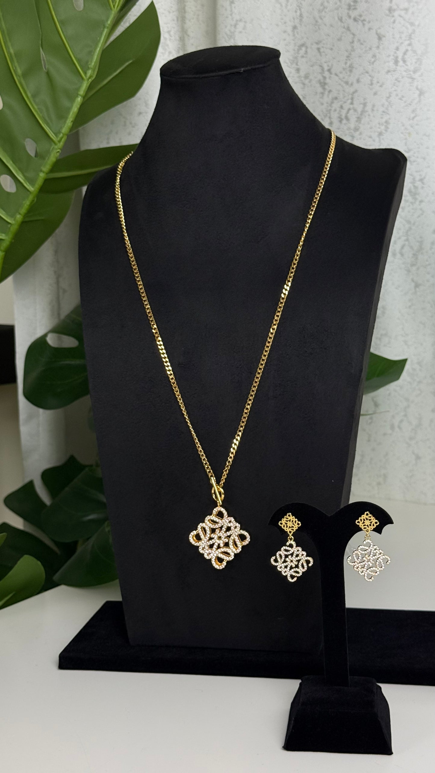 Selene Set