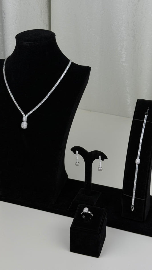 Diva Frost Set